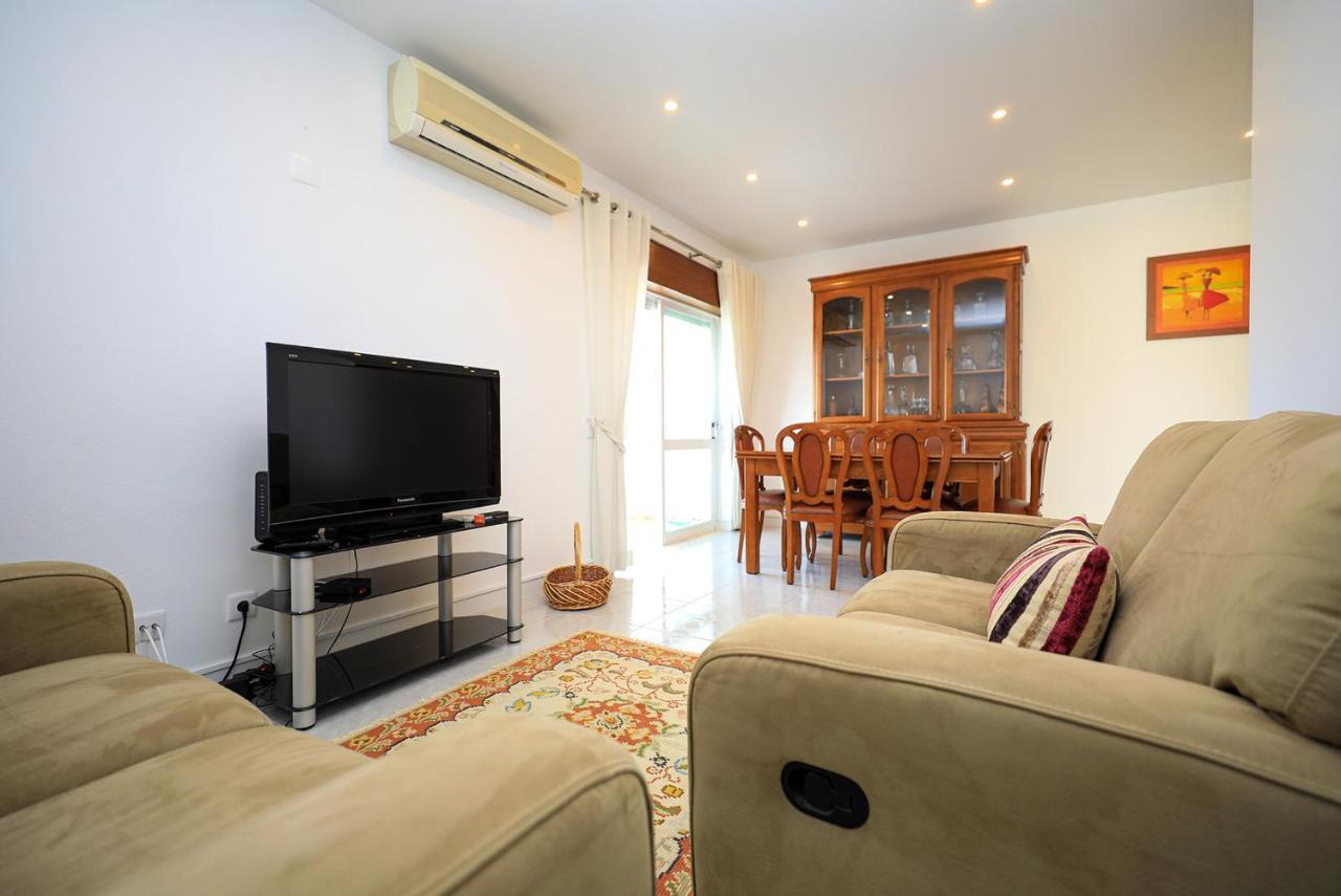 C23 - Parkway Entrance Apartment In ลากอส ภายนอก รูปภาพ