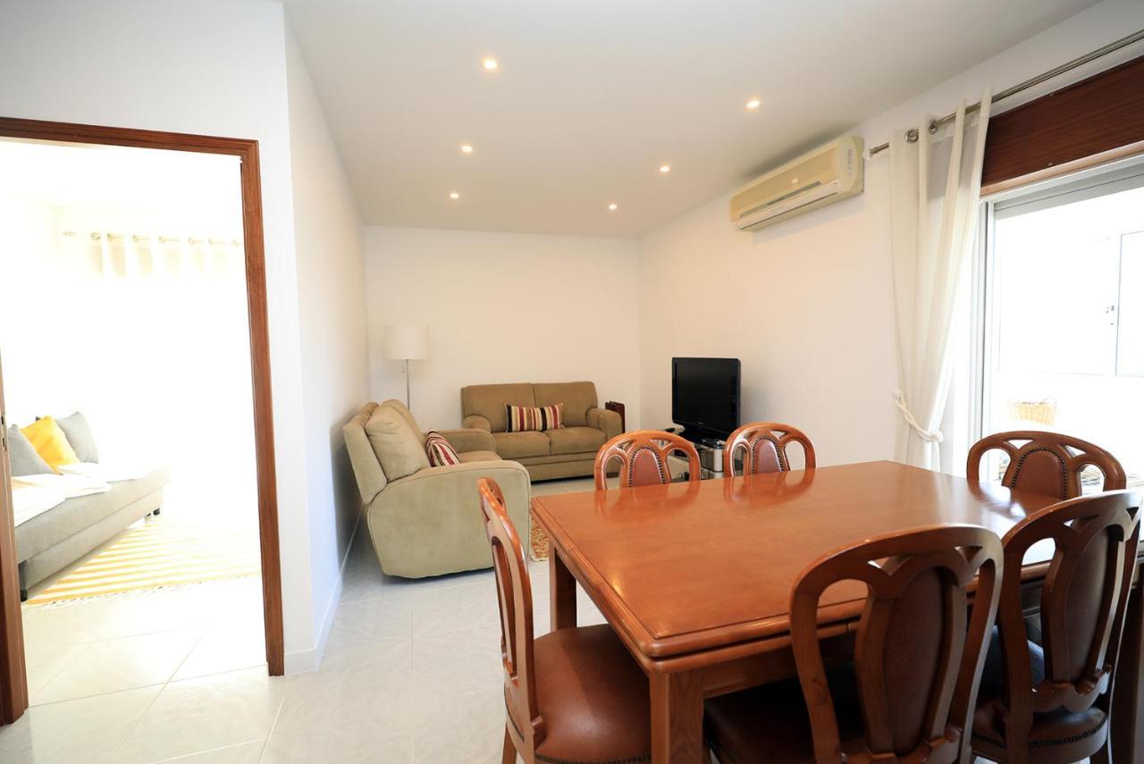 C23 - Parkway Entrance Apartment In ลากอส ภายนอก รูปภาพ