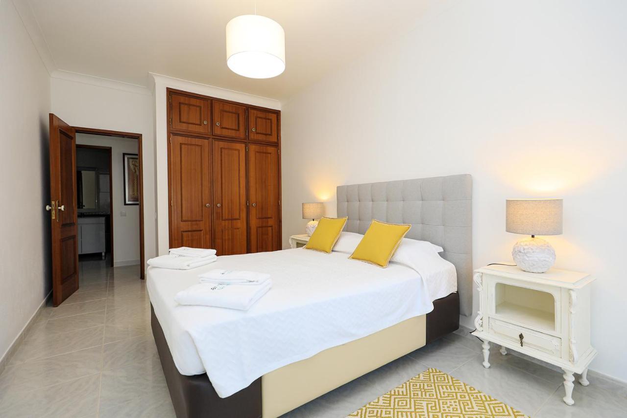 C23 - Parkway Entrance Apartment In ลากอส ภายนอก รูปภาพ